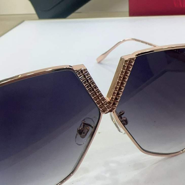 Picture of Valentino Sunglasses _SKUfw65331155fw